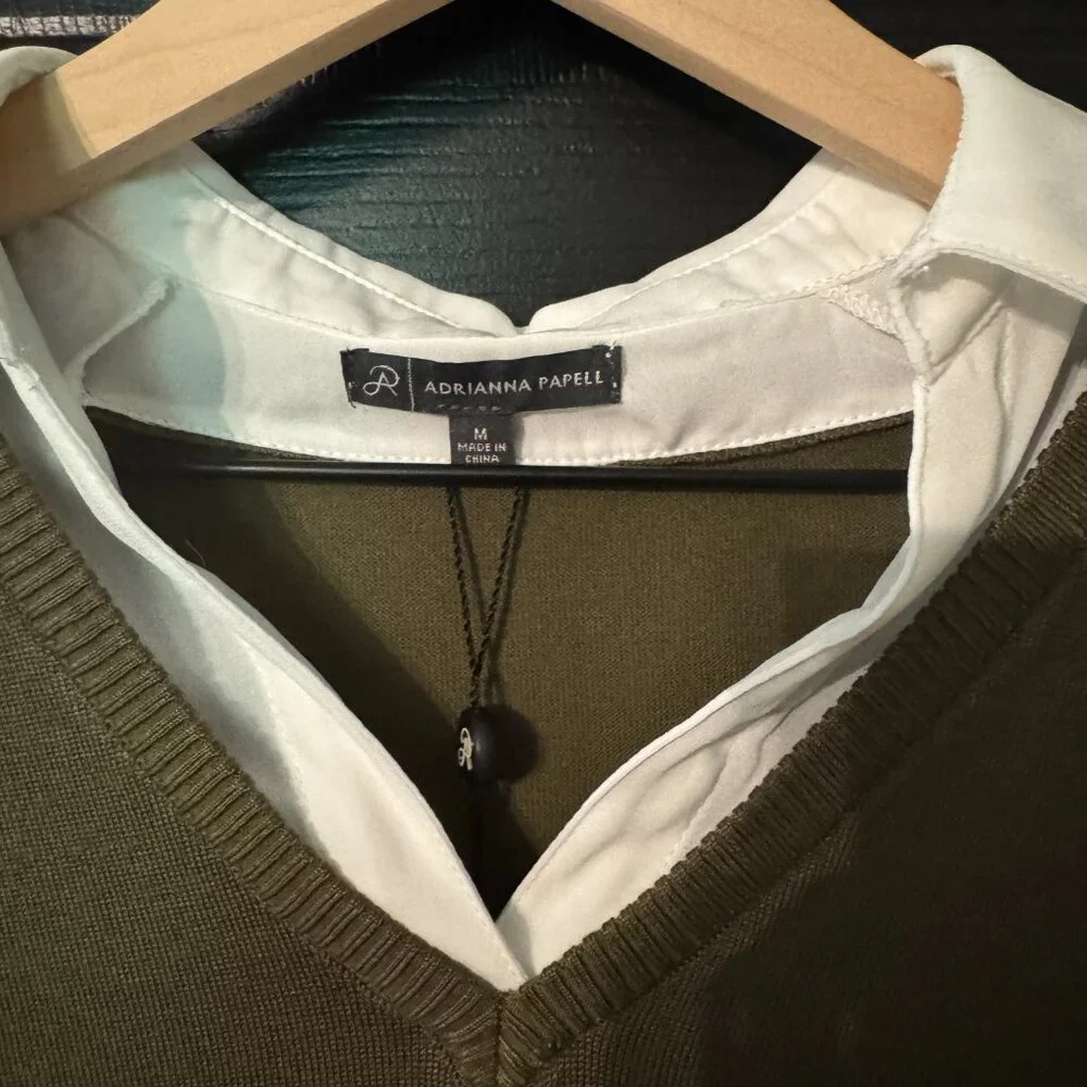 NWT Womens Double Blouse Sweater Green White Medium - Picture 2 of 3